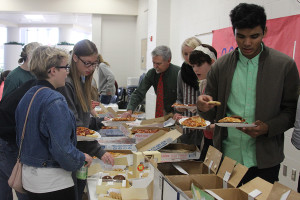 Photo of the Day: Senior Pizza Party