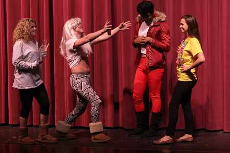 Photo of the Day: Variety Show