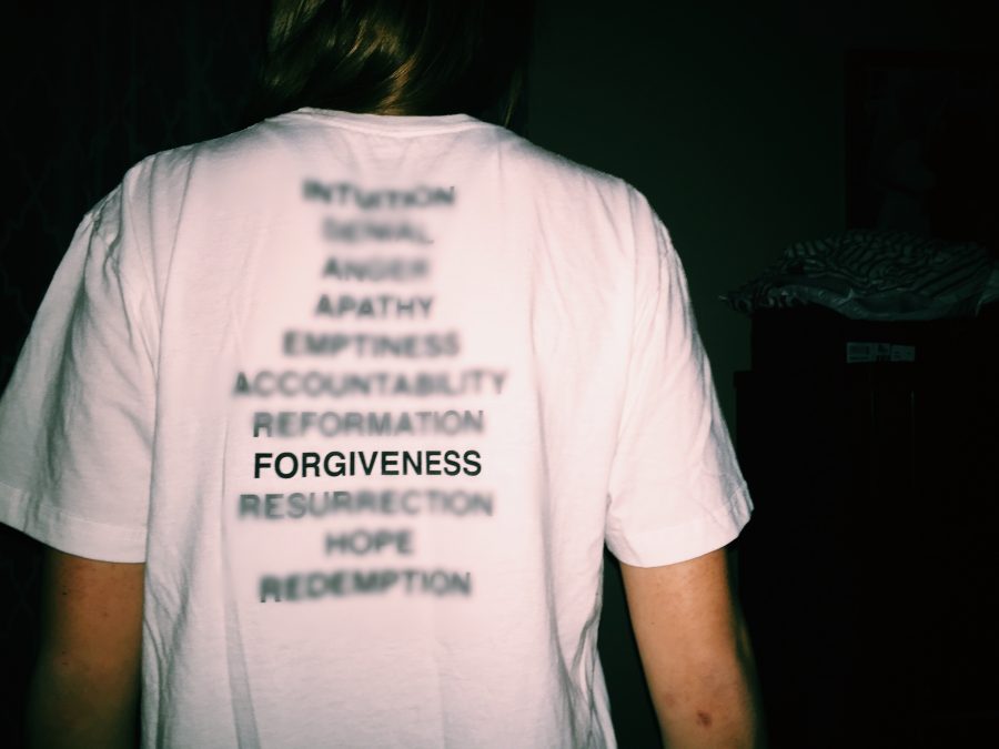 As+a+reminder+to+forgive%2C+I+wear+my+concert+t-shirt+from+Beyonc%C3%A9s+Lemonade+tour.+